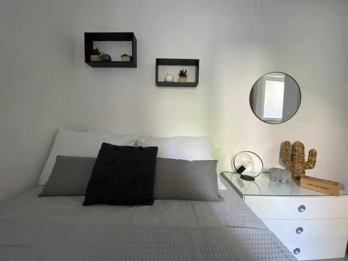 Tiny Little House Apartment Athens Exterior photo