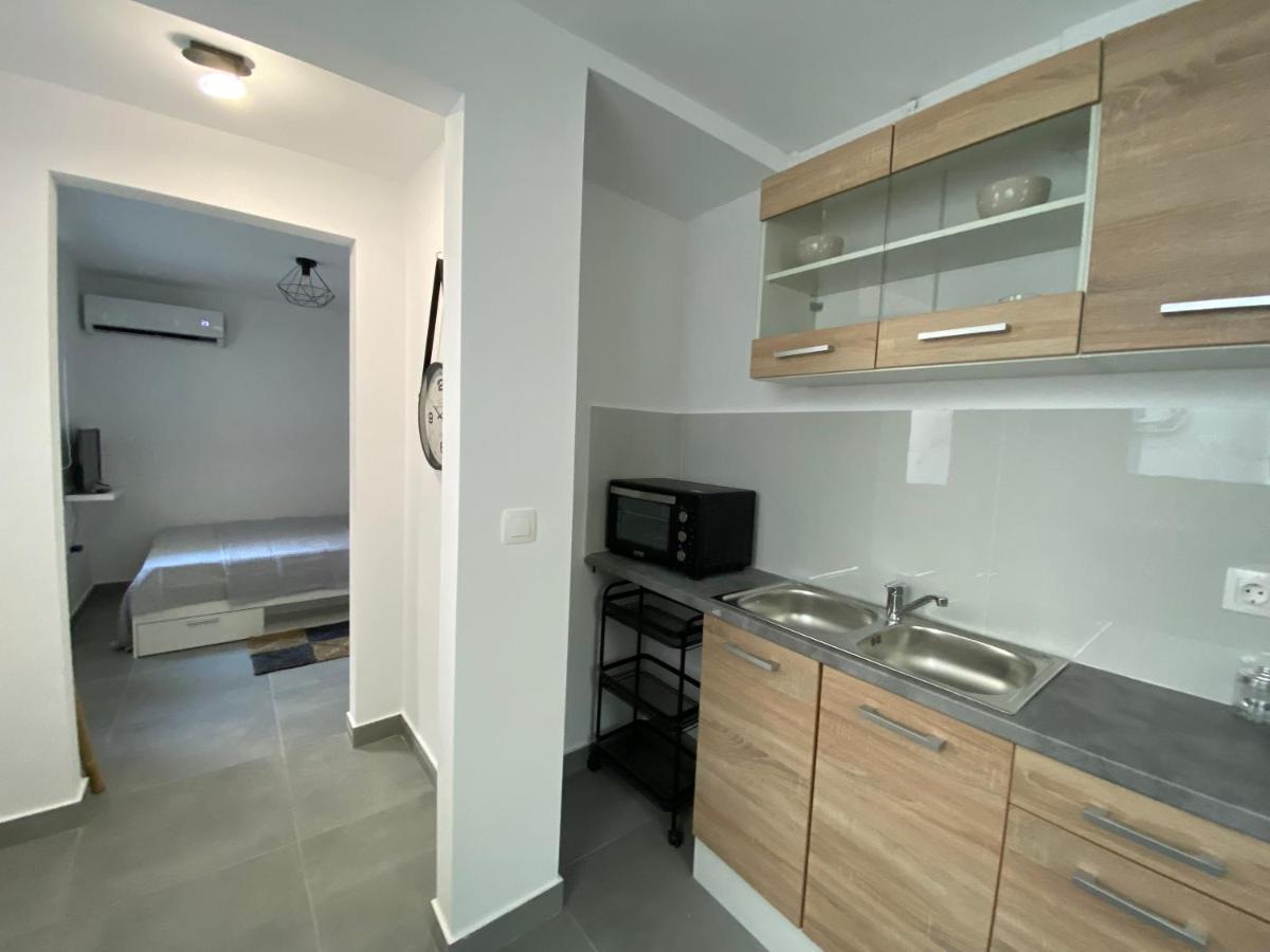 Tiny Little House Apartment Athens Exterior photo